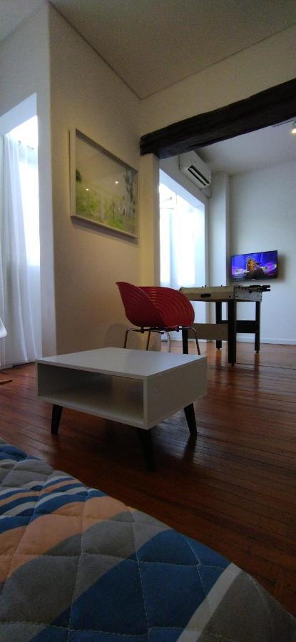 몬테비데오 House With Large Terrace, Jacuzzi And Gated Parking For One Car 빌라 외부 사진